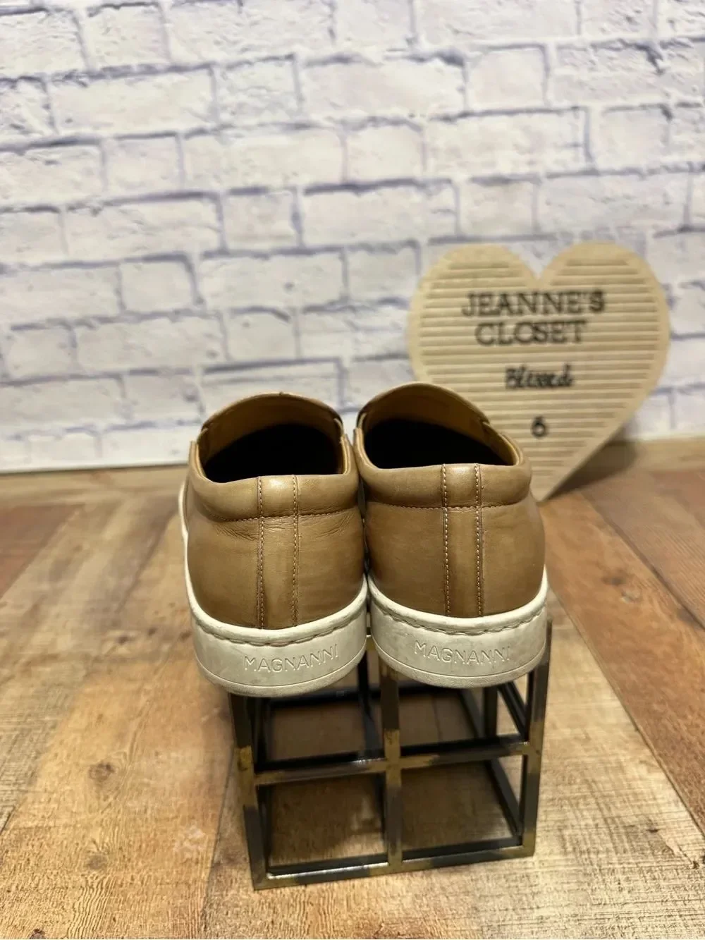 Magnanni Turo Lo tan brown neutral Mens 8.5 - 217323 slip on sneakers